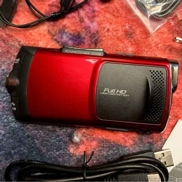 💜 Red Vivitar Full HD Camcorder NWOT - Picture 12 of 15